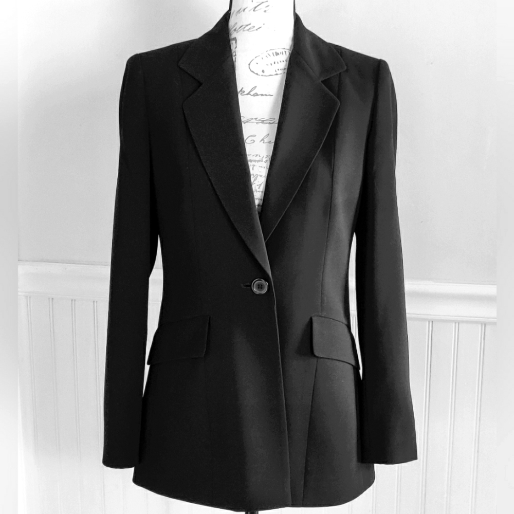 Kasper black blazer.